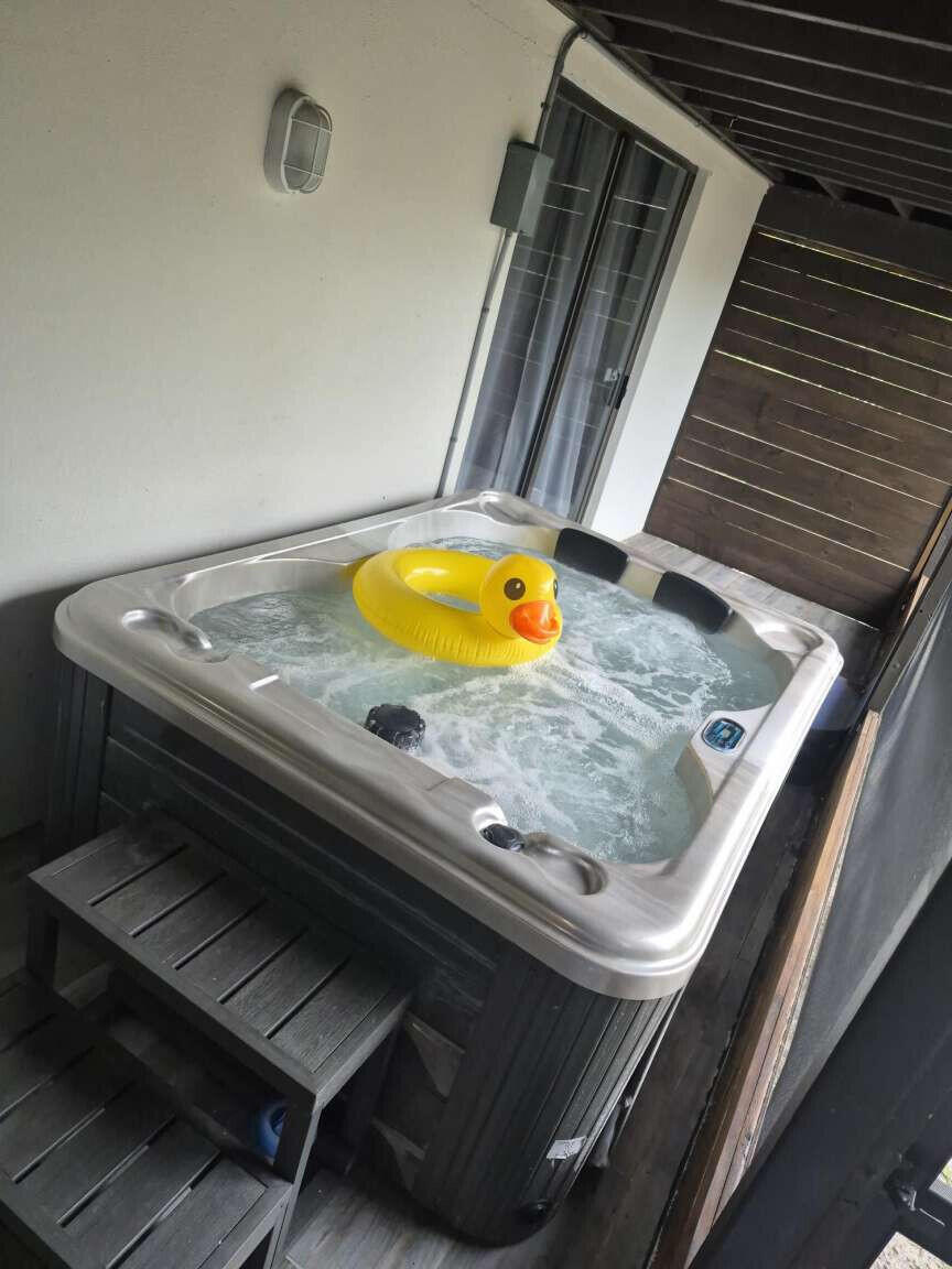 PLEASANT RIDGE - Residential