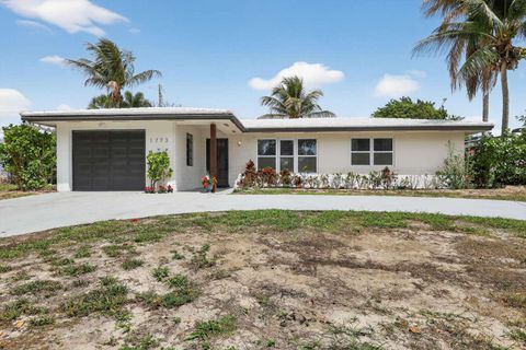 Photo of 1773 Ocala Road, North Palm Beach, FL 33408 (MLS # B26012780)