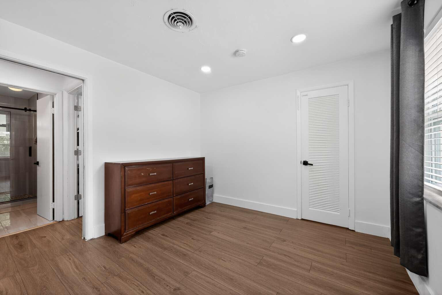 PLEASANT RIDGE - Residential