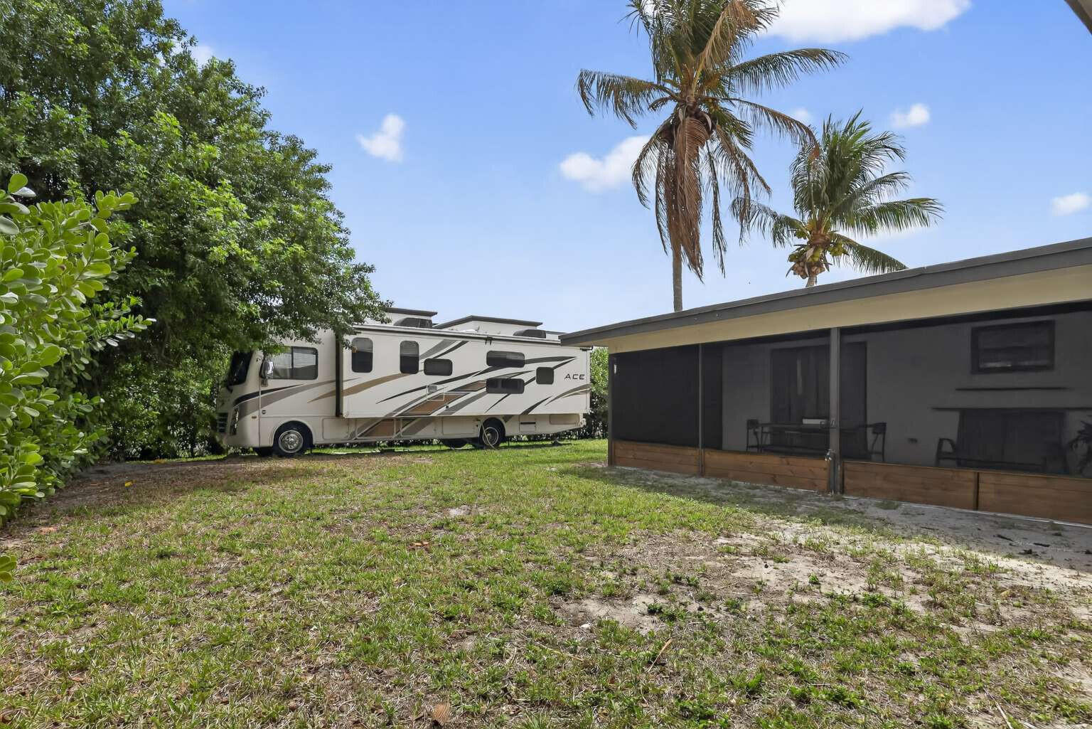 PLEASANT RIDGE - Residential