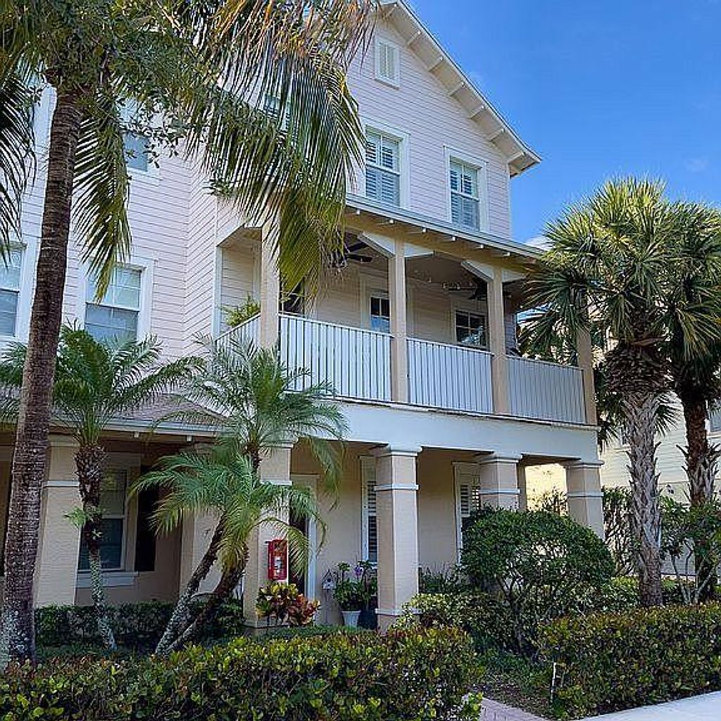 Photo of 265 Indian Creek Parkway #108, Jupiter, FL 33458 (MLS # R10728307)