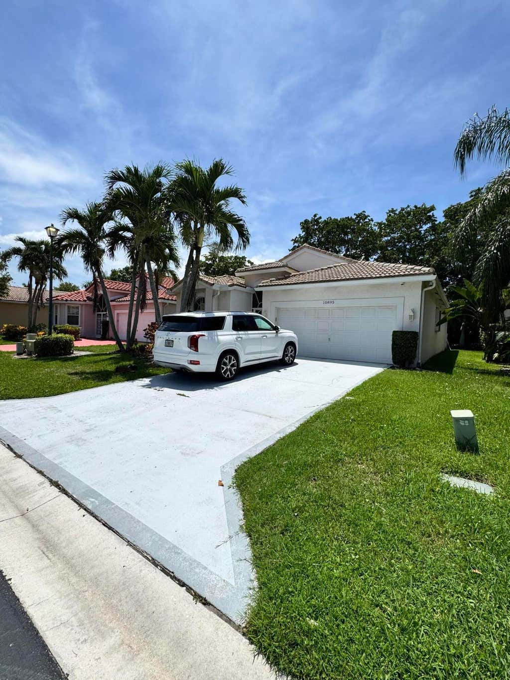 Photo of 10895 FILLMORE Drive, Boynton Beach, FL 33437 (MLS # B26065347)