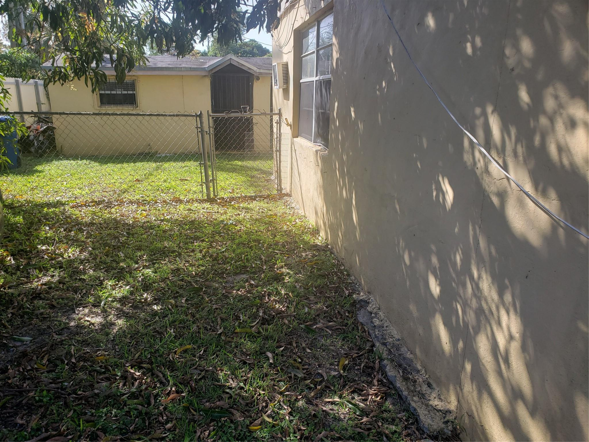 Bunche Park - Residential