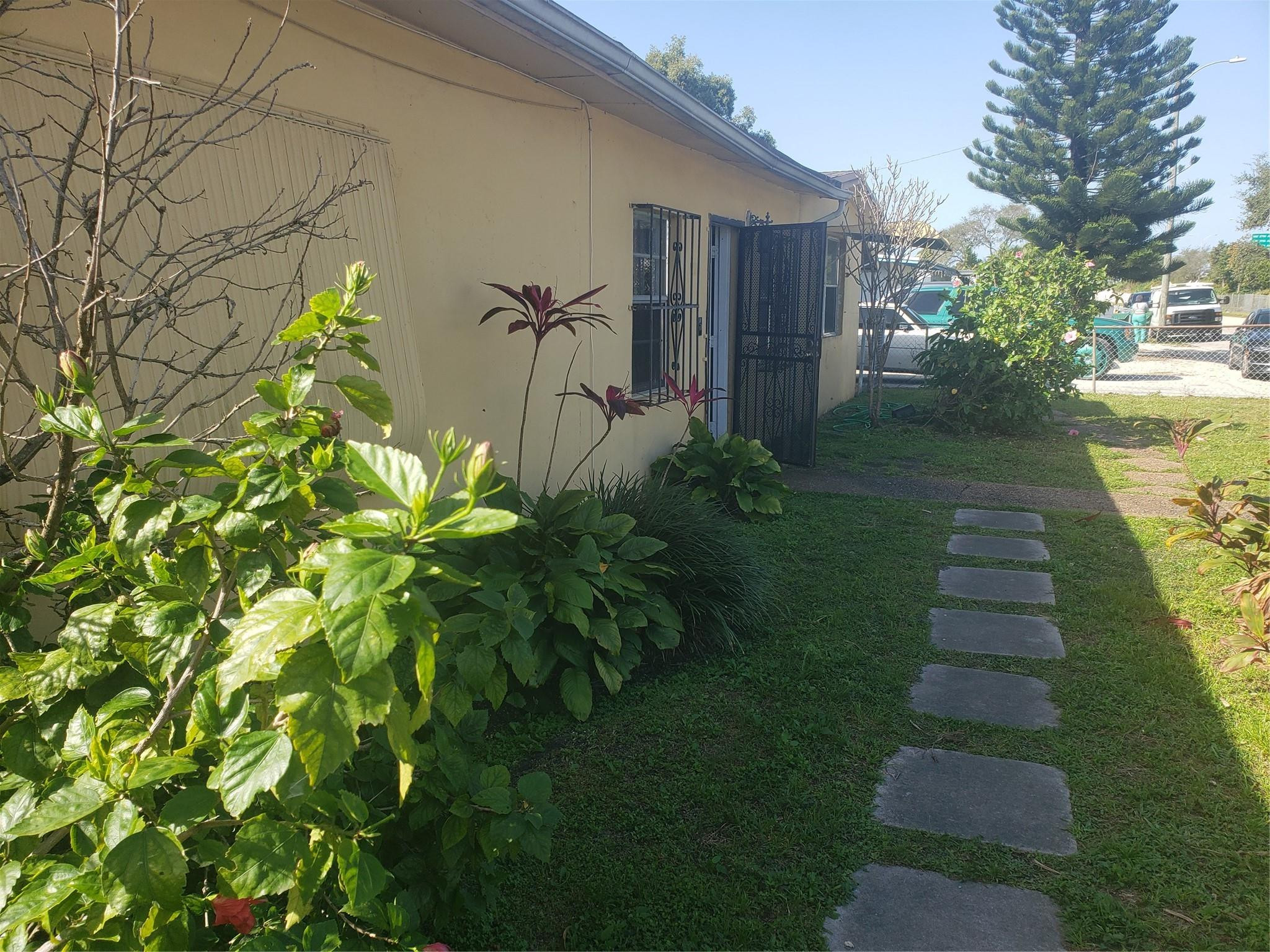 Bunche Park - Residential