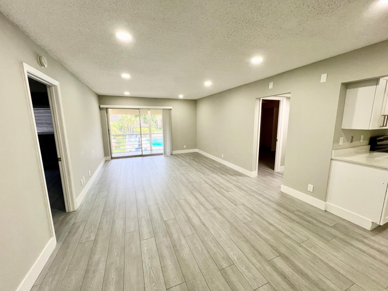 Gorgeous 2 bedrooms 2 baths, completely remodeled, New Kitchen, New Bathrooms, Laminate floor troughout the condo. Unit is located in the 2nd. floor facing east overlookink the pool, 2 miles from I95, 2 miles from the Beach, East of dixie highway west of US1, east access to all mode of transportation, walking distance to shopping malls.
Unit in great condition in a very well maintained community.