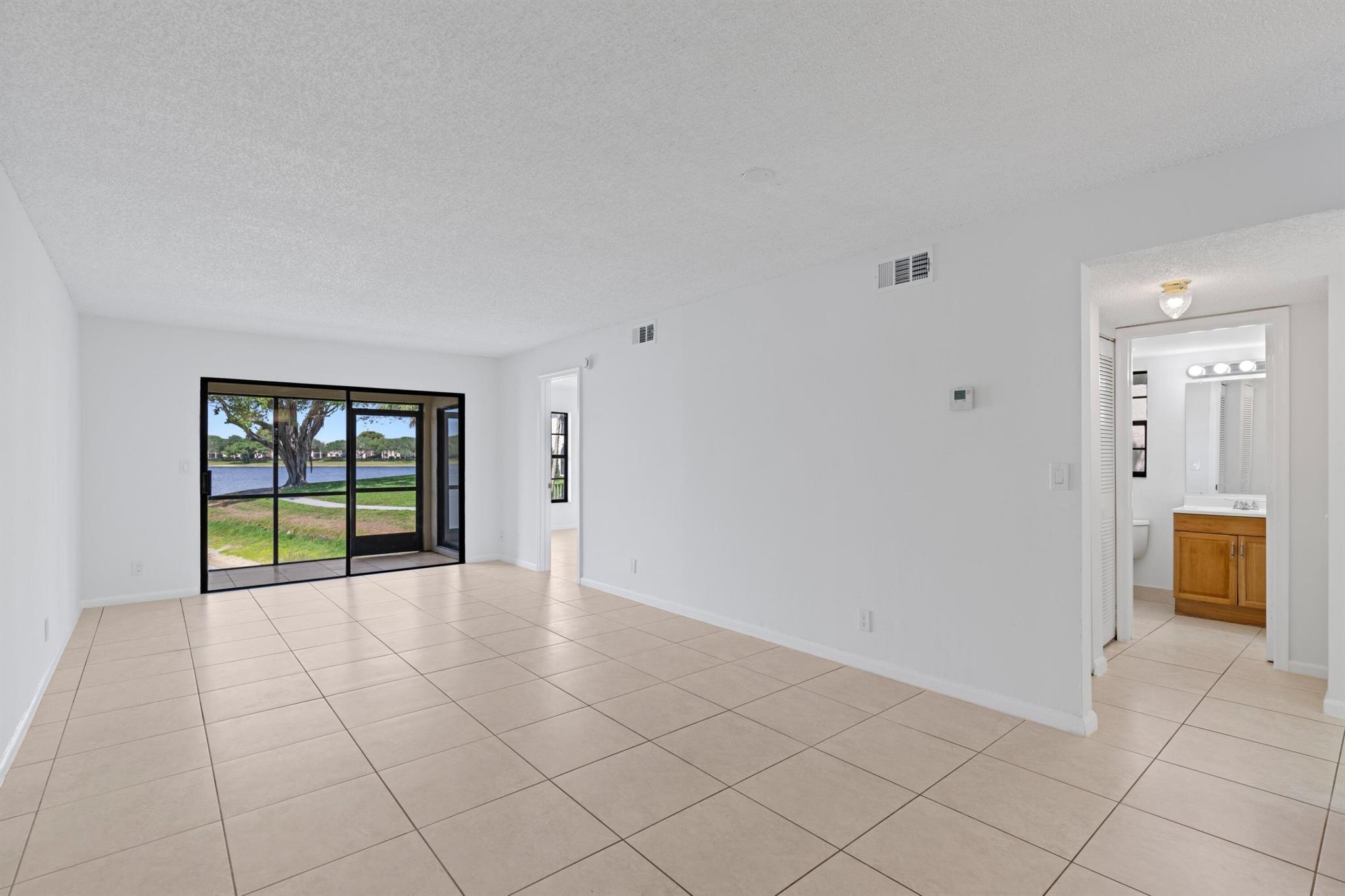 LAKE WINDWOOD CONDO - Residential