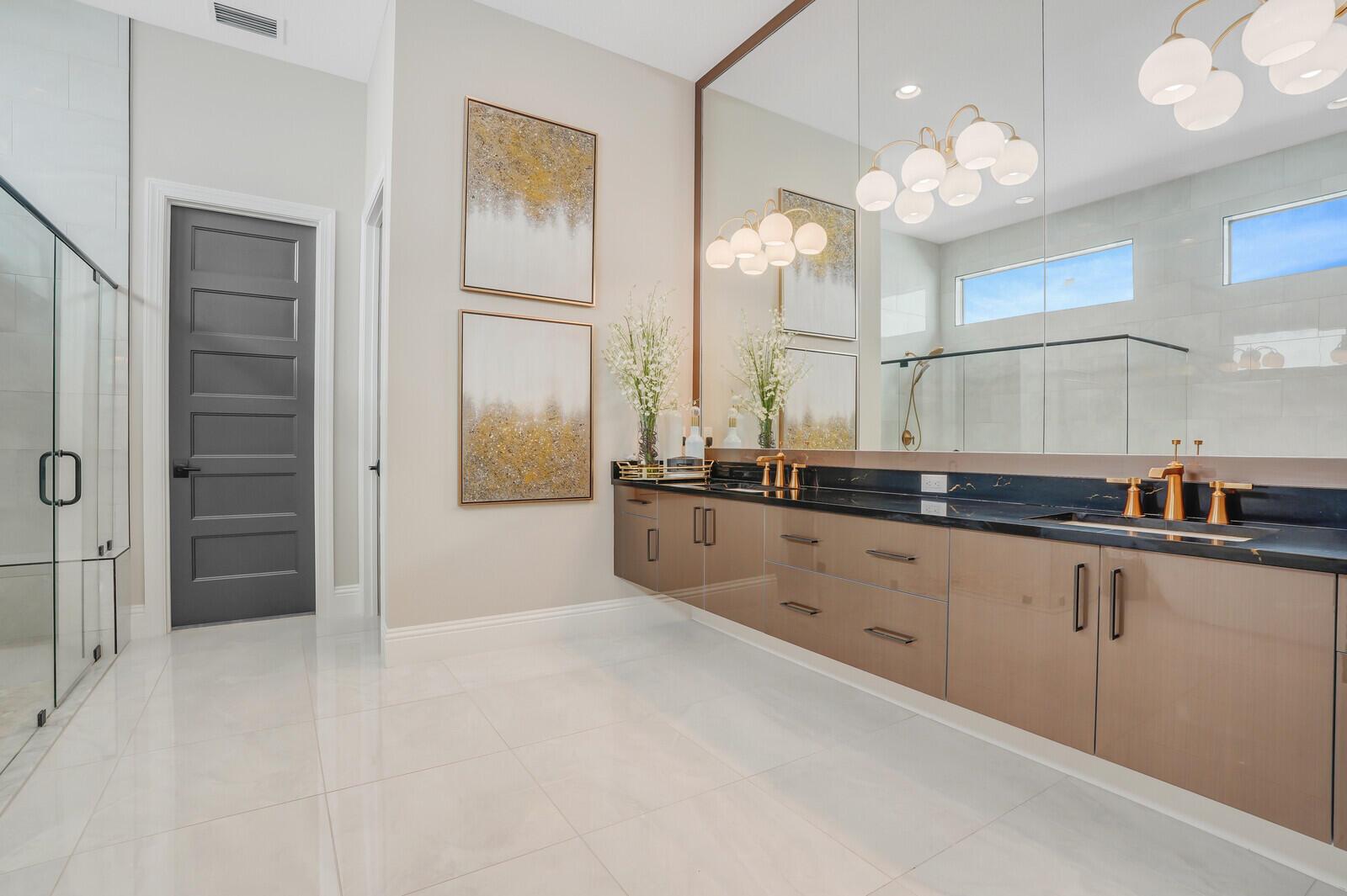 ALTON NEIGHBORHOOD - Residential Lease