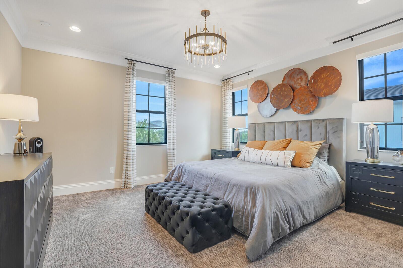 ALTON NEIGHBORHOOD - Residential Lease