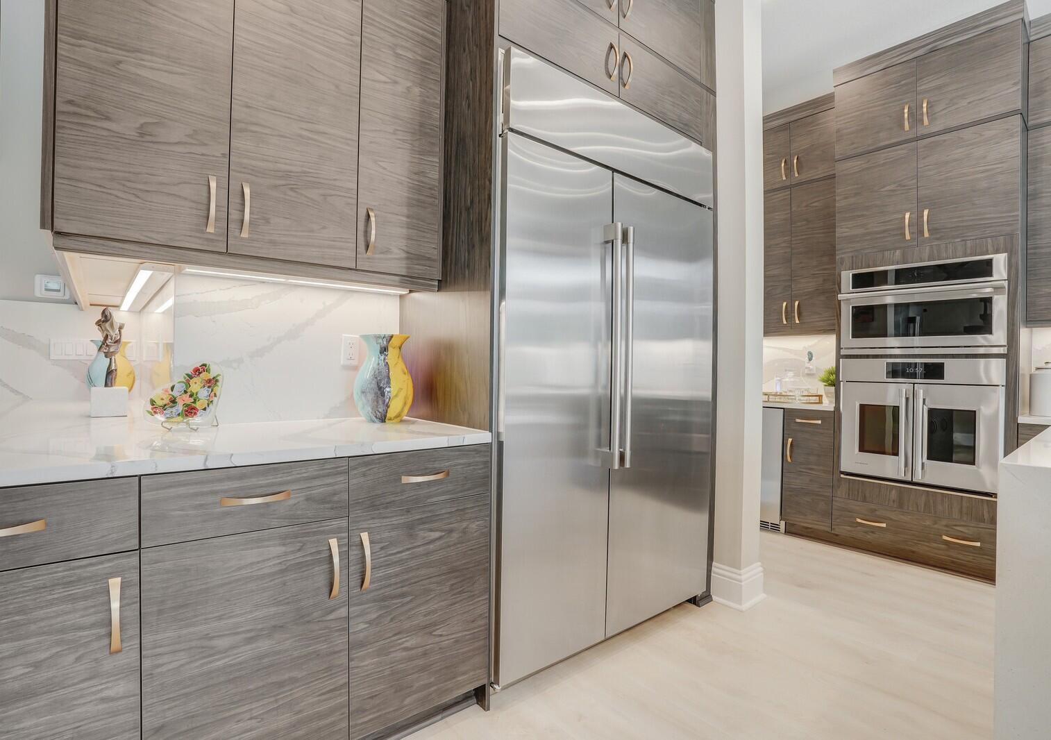 ALTON NEIGHBORHOOD - Residential Lease