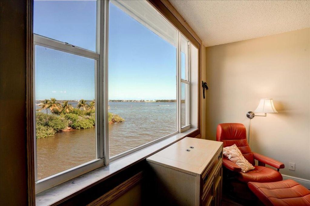 Photo of 1820 New Palm Way #402, Boynton Beach, FL 33435 (MLS # R11131956)