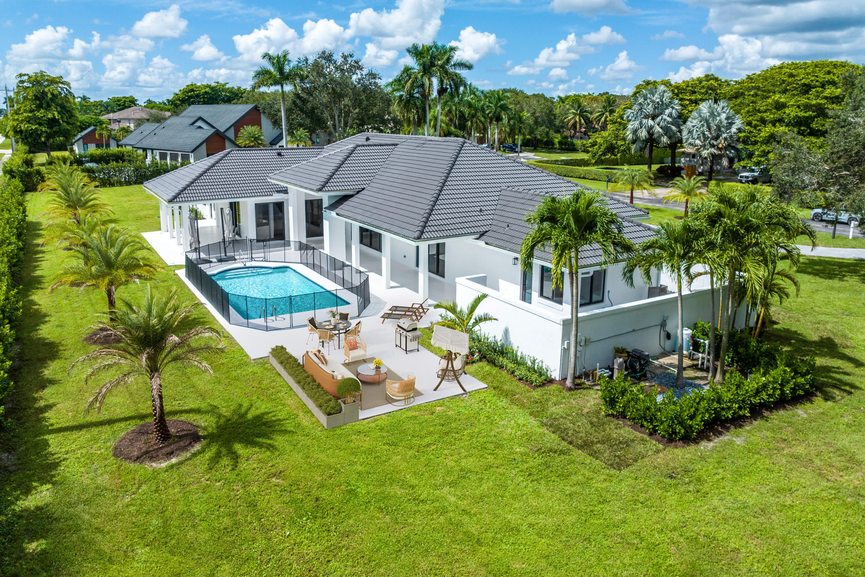 FIELDBROOK - Residential