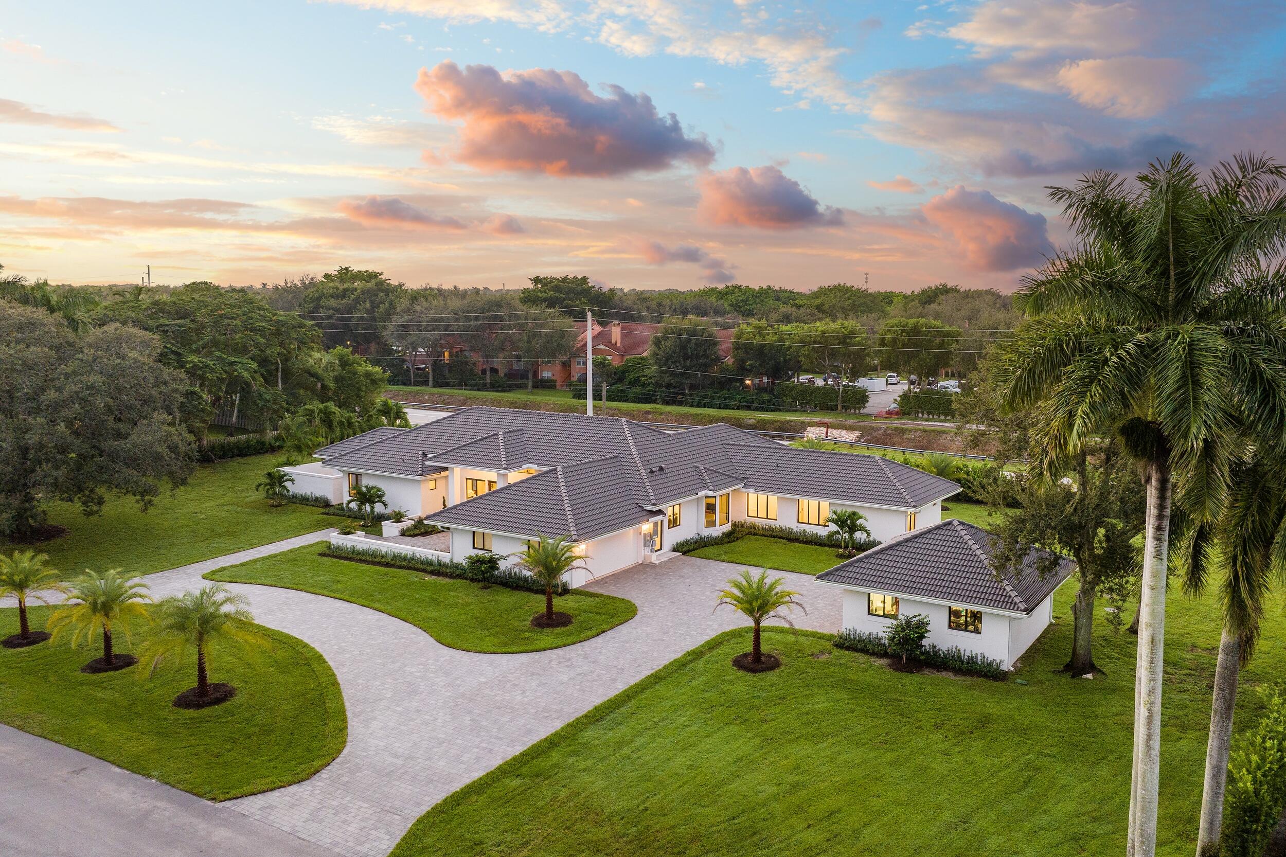 FIELDBROOK - Residential