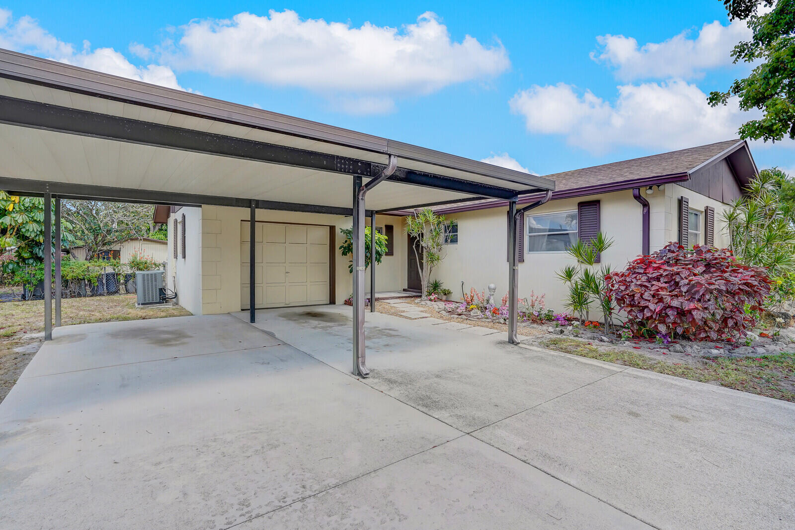 1695 Roy Drive