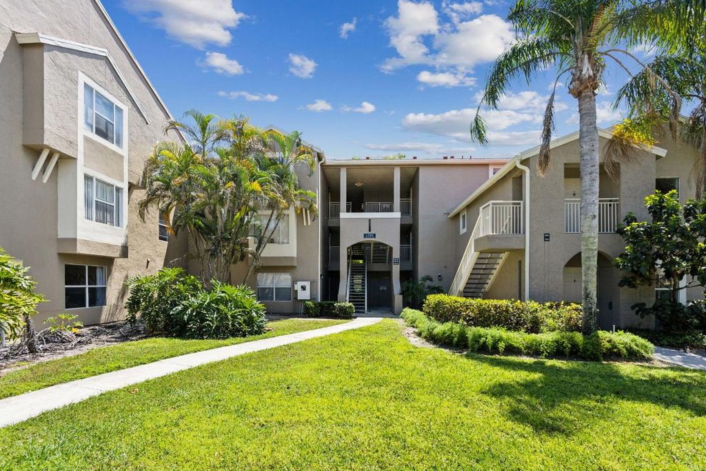 Photo of 1780 Palm Cove Boulevard #6-104, Delray Beach, FL 33445 (MLS # R10976922)