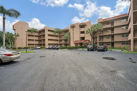 9510 Seagrape Dr Unit 301, Davie, FL 33324 - MLS#: F10500058