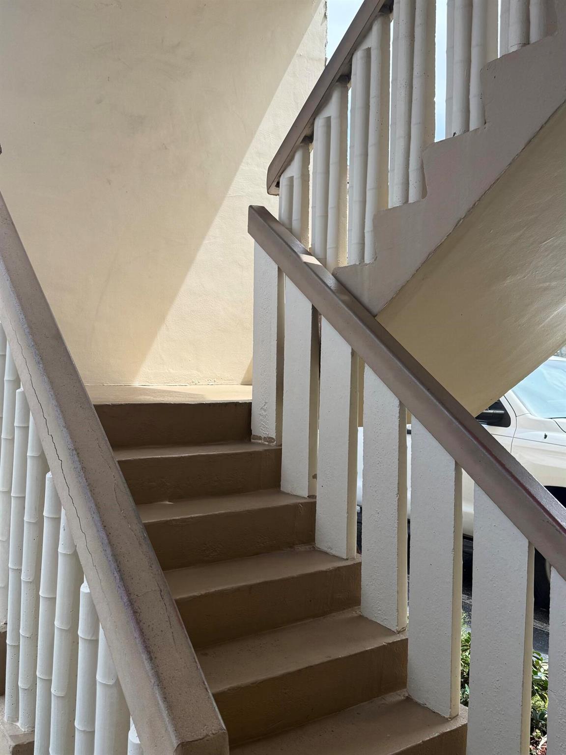 5061 W Oakland Park Blvd 203