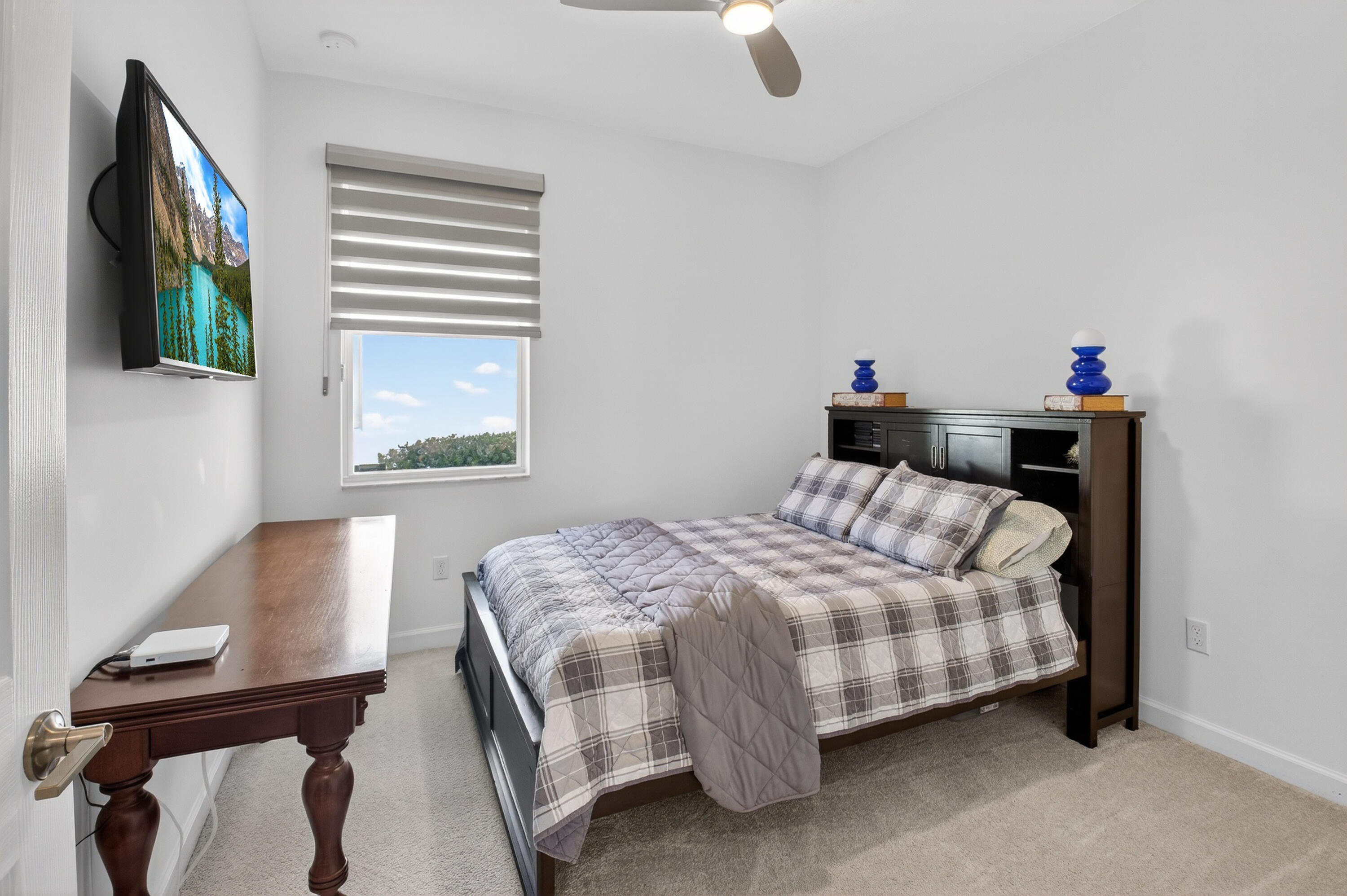 AVALON TRAILS AT VILLAGES OF ORIOLE PUD - Residential