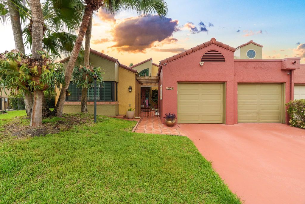 Photo of 1237 SW 87th Terrace, Plantation, FL 33324 (MLS # F10520017)