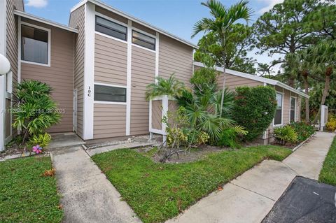 707 Stonewood Court 19c Jupiter FL 33458