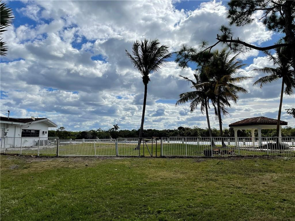 Coral Ridge North 28-37 B - Residential