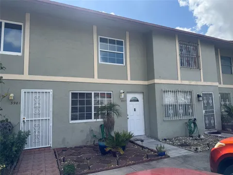 3977 W 9th Ln Unit 4, Hialeah, FL MLS: F10499869