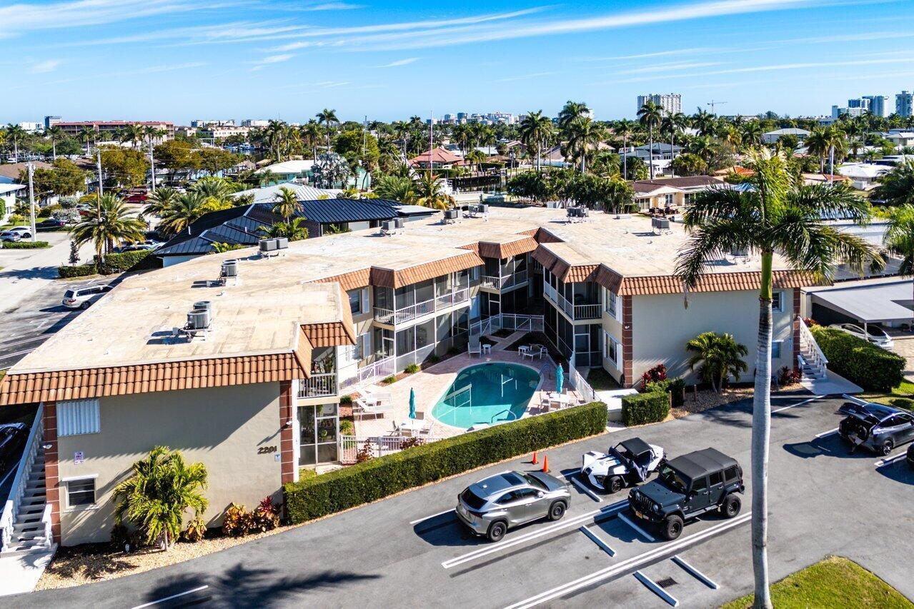 SANTA BARBARA GARDENS CON - Residential