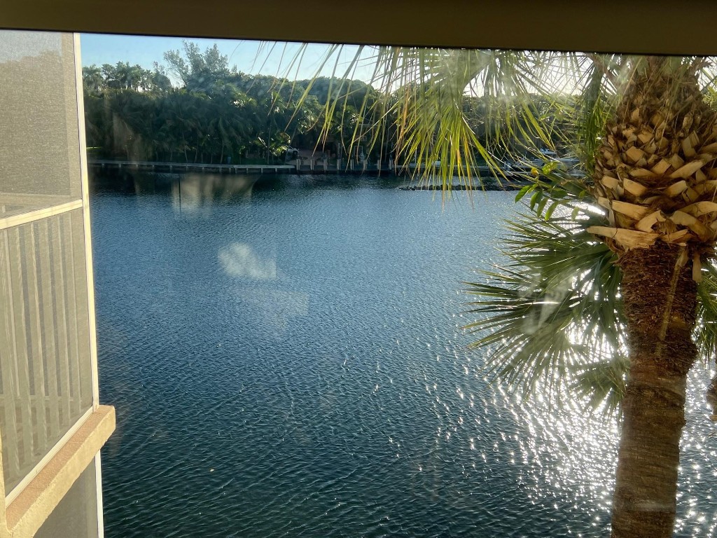 3100 NE 48th Court 307