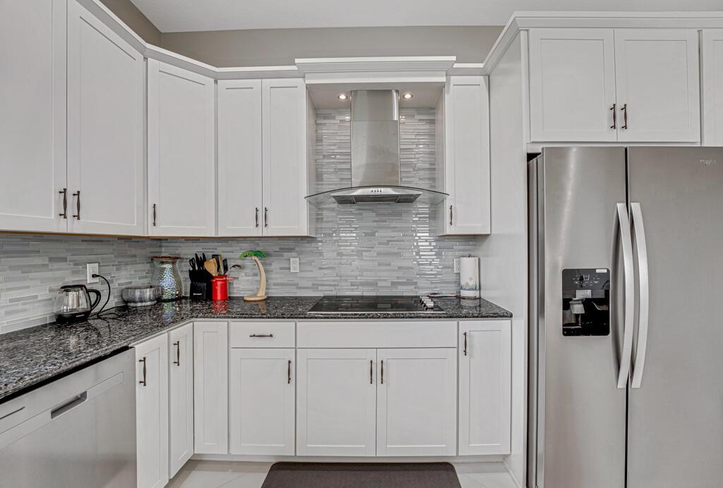 ORCHARDS OF WESTLAKE PHAS - Residential Lease