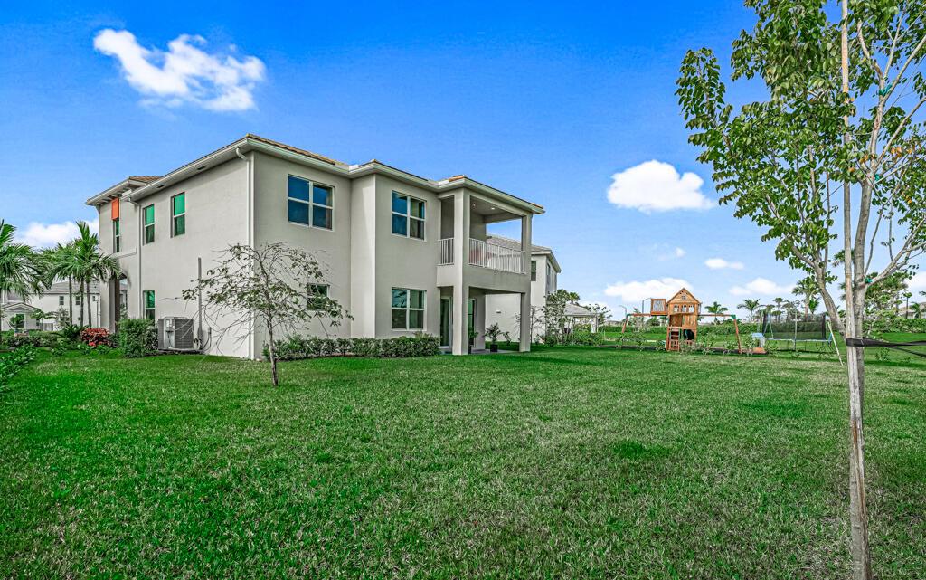 ORCHARDS OF WESTLAKE PHAS - Residential Lease