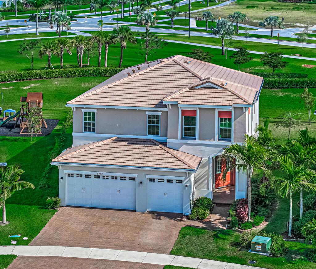 ORCHARDS OF WESTLAKE PHAS - Residential Lease