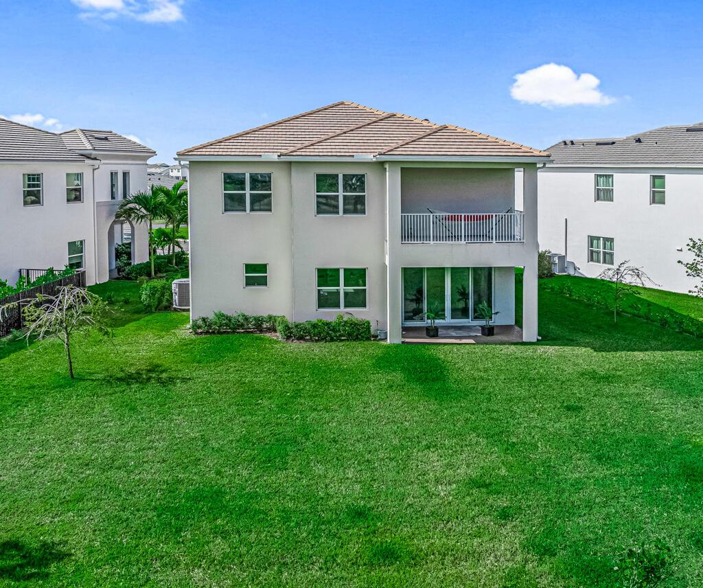 ORCHARDS OF WESTLAKE PHAS - Residential Lease