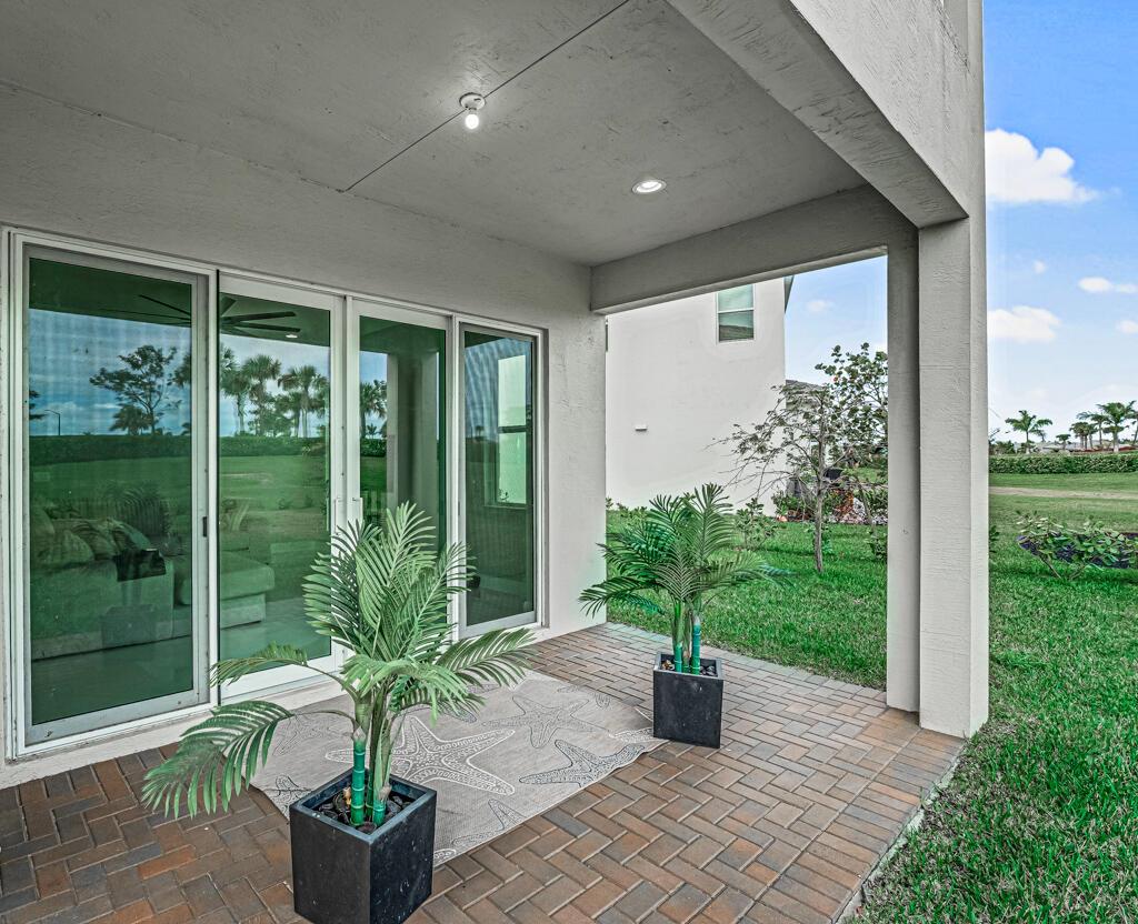 ORCHARDS OF WESTLAKE PHAS - Residential Lease