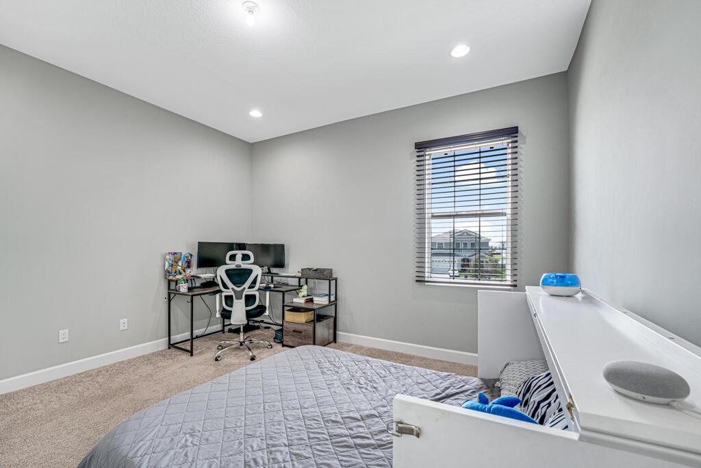 ORCHARDS OF WESTLAKE PHAS - Residential Lease