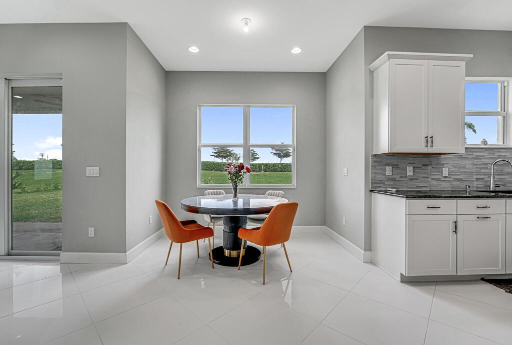 ORCHARDS OF WESTLAKE PHAS - Residential Lease