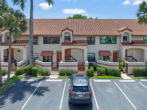 A home in Deerfield Beach