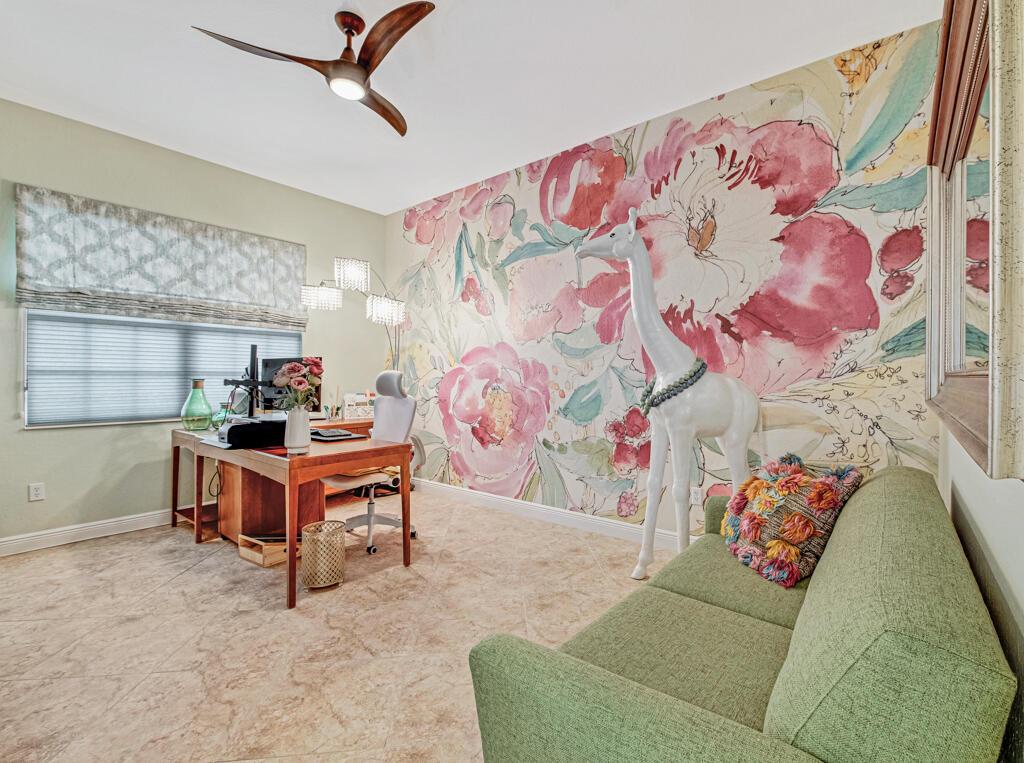 BAYWINDS / WINDJAMMER COV - Residential