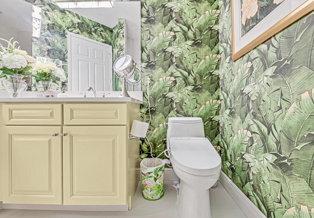 BAYWINDS / WINDJAMMER COV - Residential