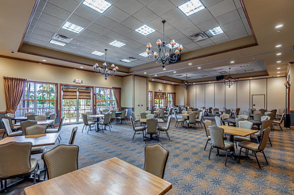 BAYWINDS / WINDJAMMER COV - Residential