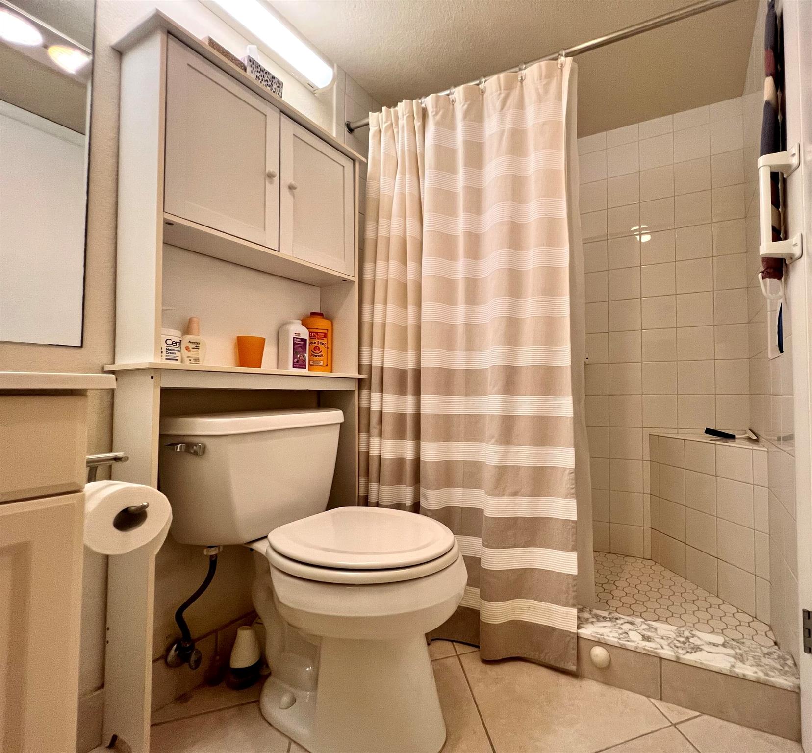 CENTURY VILLAGE -DORCHESTER CONDO - Residential