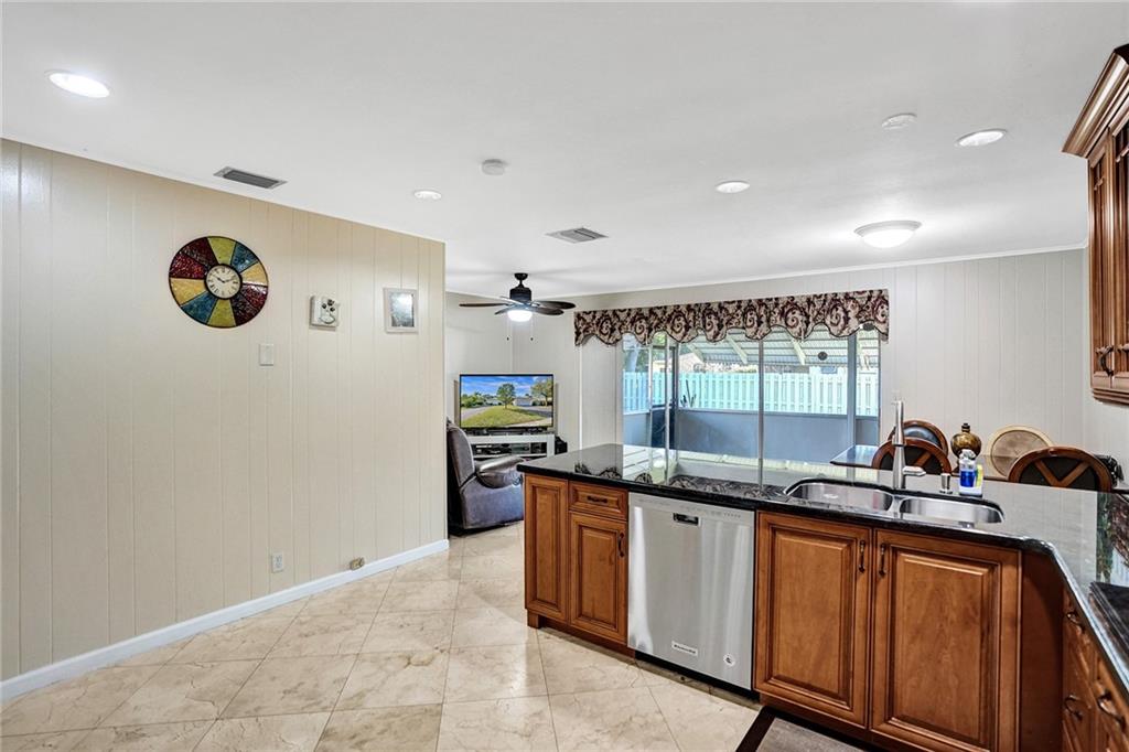 The Windings 70-44 B - Residential Income