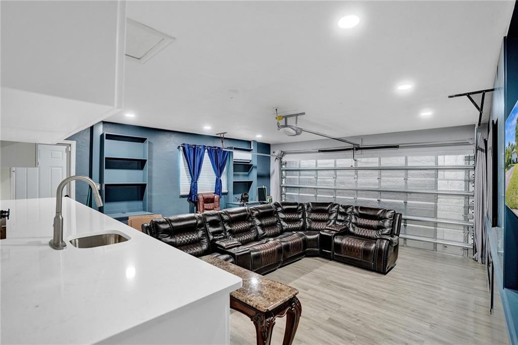 The Windings 70-44 B - Residential Income