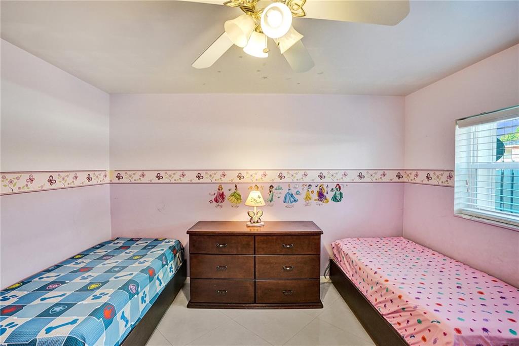 The Windings 70-44 B - Residential Income