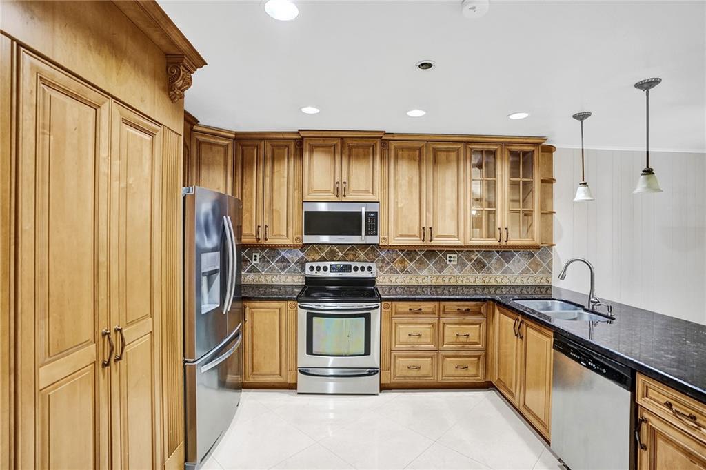 The Windings 70-44 B - Residential Income