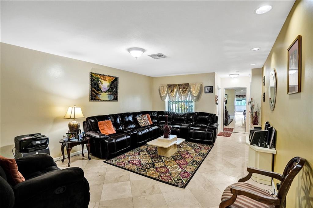 The Windings 70-44 B - Residential Income