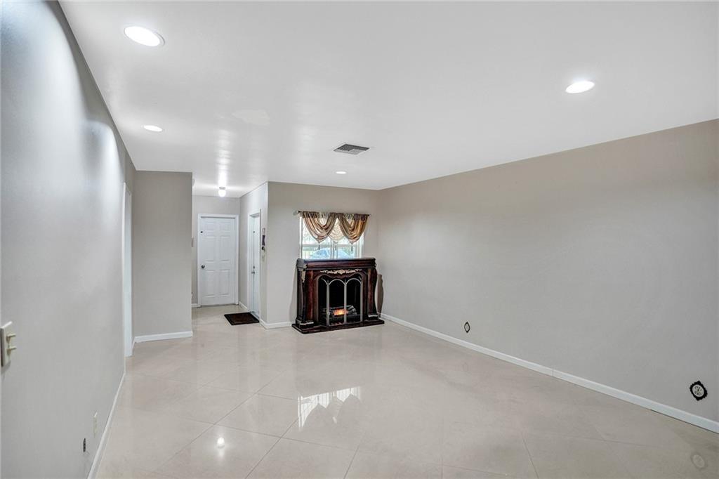 The Windings 70-44 B - Residential Income