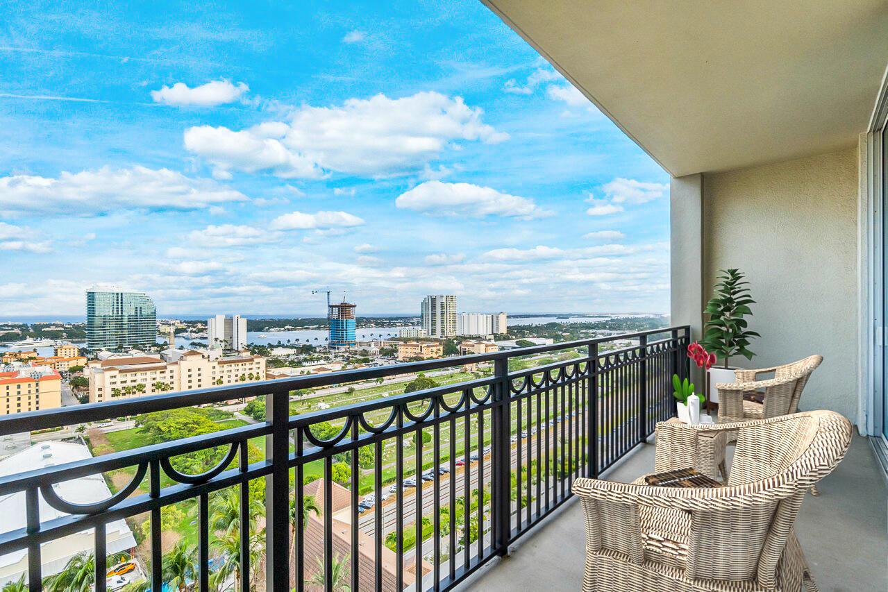 CITYPLACE SOUTH TOWER CONDO - Residential