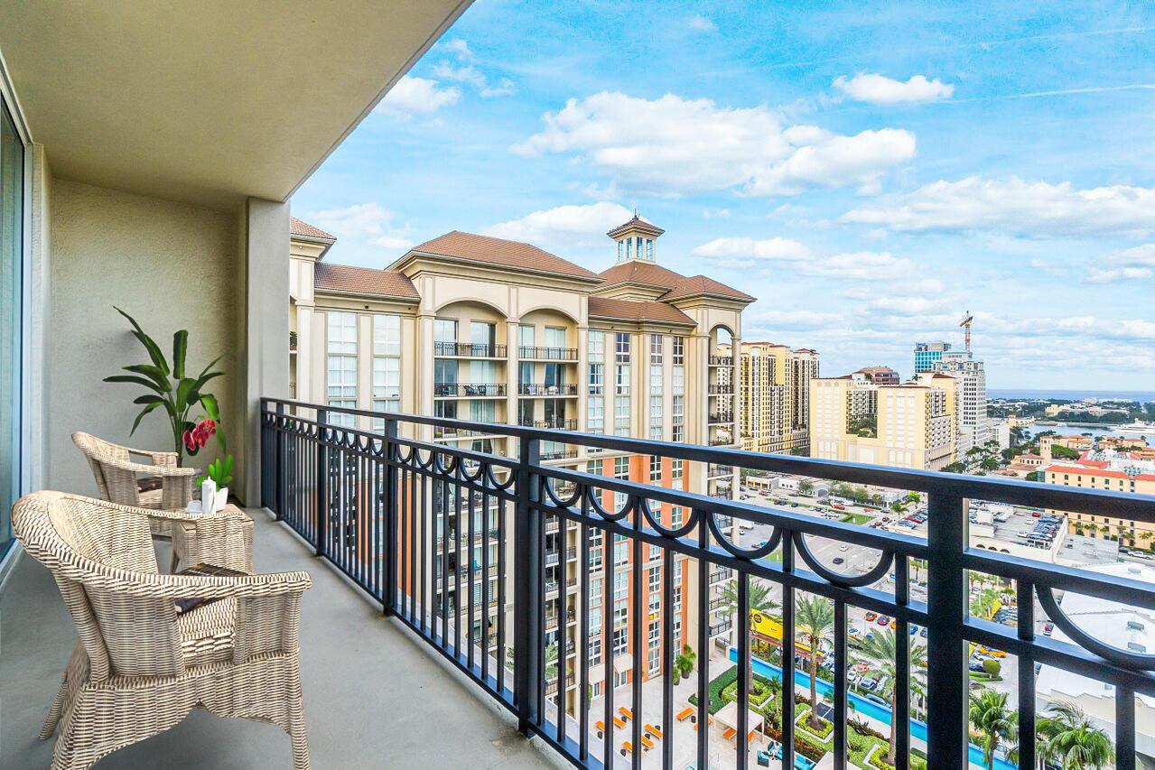 CITYPLACE SOUTH TOWER CONDO - Residential