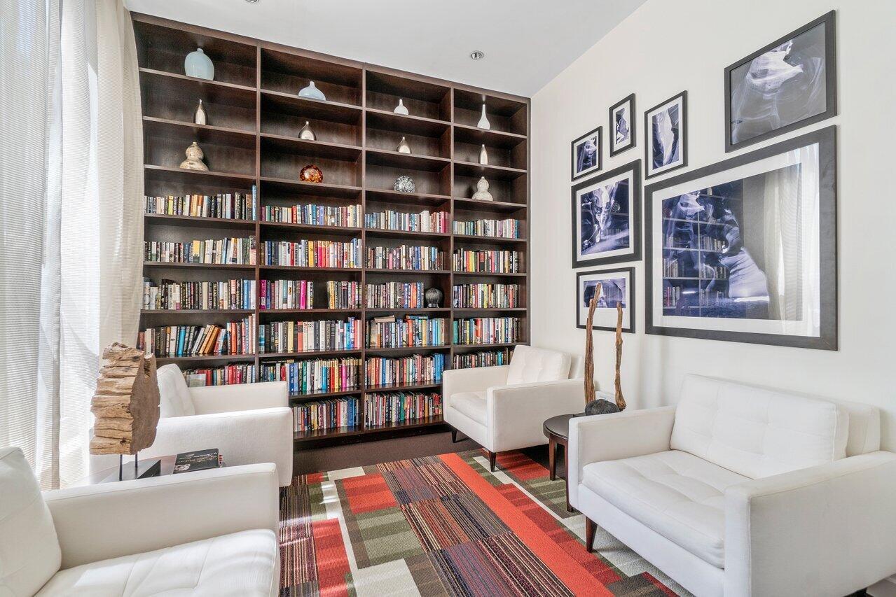 CITYPLACE SOUTH TOWER CONDO - Residential