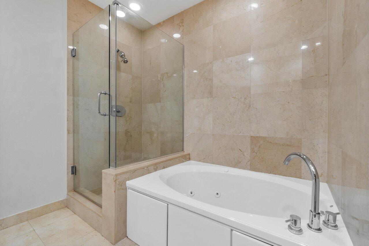 CITYPLACE SOUTH TOWER CONDO - Residential