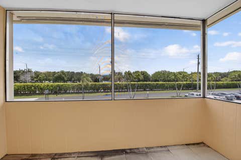 Tiny photo for 506 E Capri Road #506, Delray Beach, FL 33484 (MLS # B26039939)